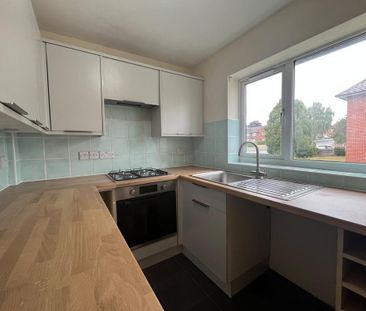 3 bedroom apartment to rent - Photo 4