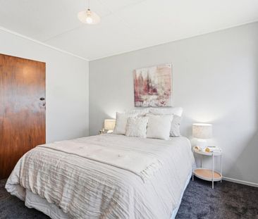 Beautifully renovated Aramoho home - Photo 5