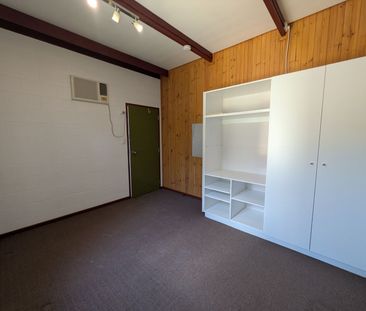 Fully Fenced Two Bedroom Unit - Photo 1