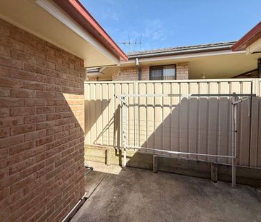 2/23 Eurimbla Street, Thornton - Photo 4