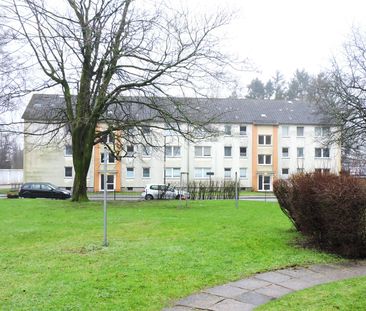 Gepflegte drei Zimmer Wohnung zum 16.02.2025 frei! - Photo 2