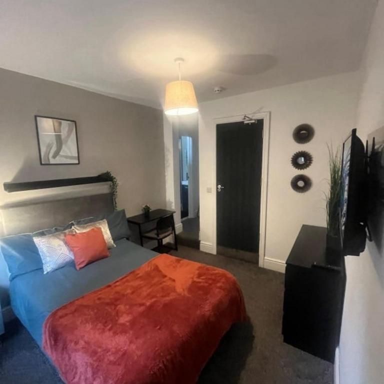 1 bedroom in a house share to rent - Photo 1