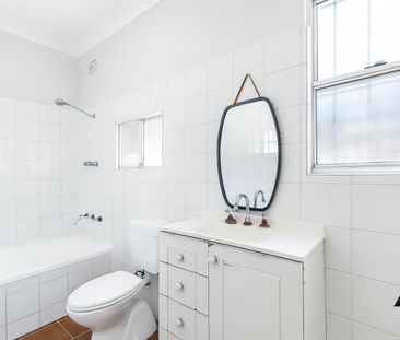 107 Chapel Street, Marrickville NSW 2204 - House For Rent | Domain - Photo 3