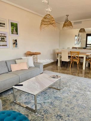 Atico en alquiler en Estepona - Photo 1