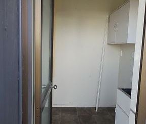 Tidy 3BR Home in Kelvin Grove - Photo 3