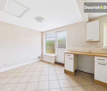 3 bed end of terrace house to rent in Rickerscote Road, Stafford, ST17 - Photo 2