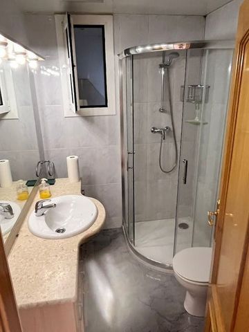 Carrer de Calàbria, Barcelona, Catalonia 08015 - Photo 5