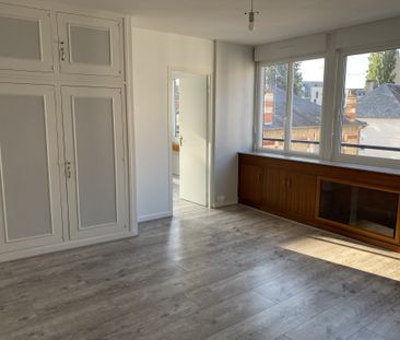 Location Appartement 2 pièces 43m² BOURGES 18000 - Photo 2