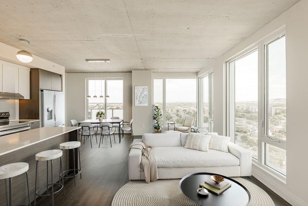 2800 Thimens, Montréal, QC - Photo 1