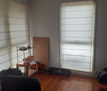 Nunawading - Photo 2