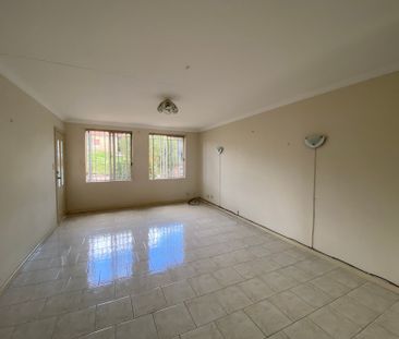 Nice Size Villa - Photo 3