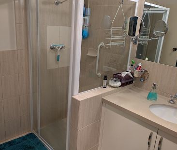 2-bedroom shared house / townhouse, Rodda Road - Photo 6