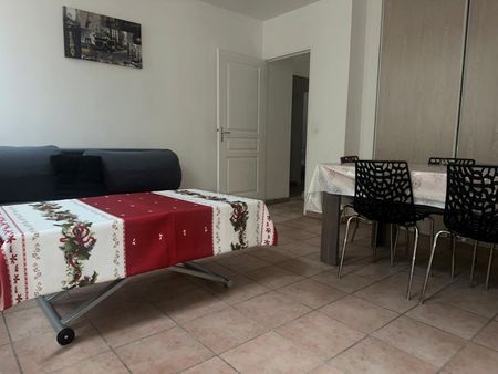 Location appartement Marseille 1er (13001) - Photo 2