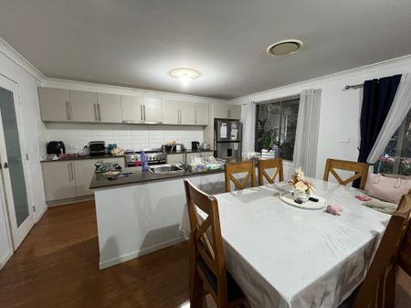 Edmondson Park - Photo 2