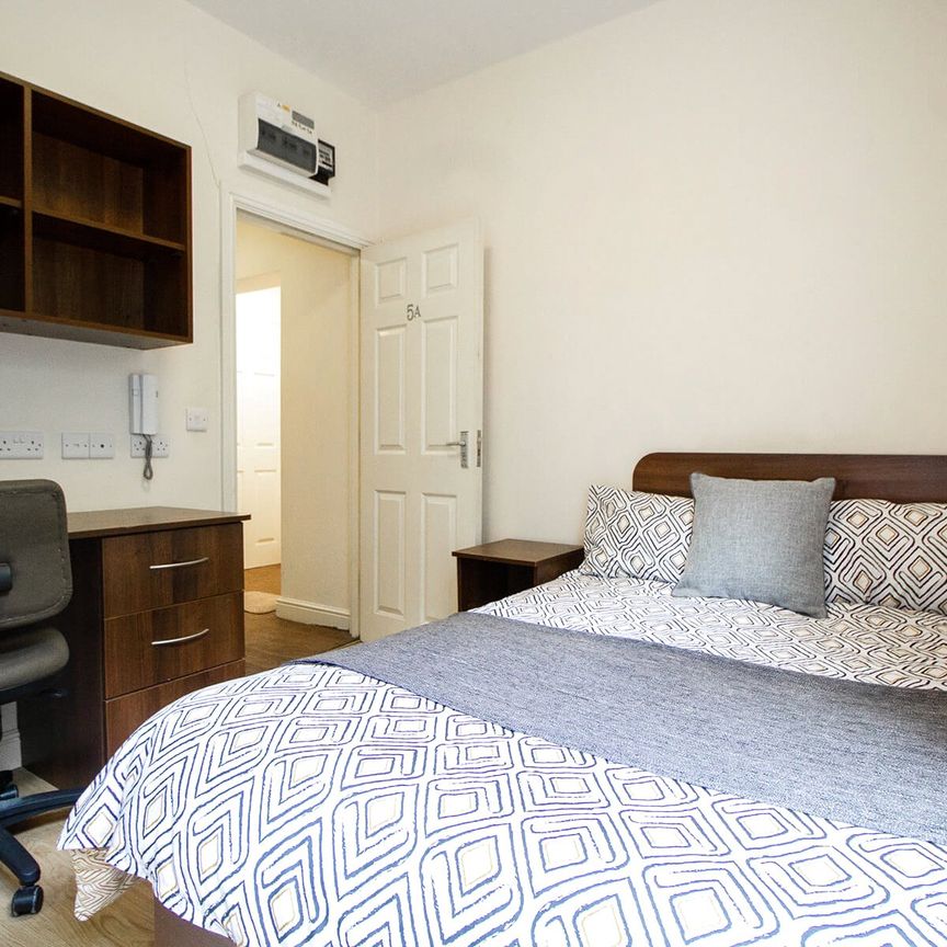 Apt 2, 8 Springfield Mount - Photo 1