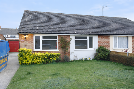 3 bedroom bungalow to rent - Photo 3