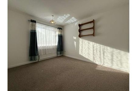 Berrow Drive, Edgbaston, Birmingham, B15 - Photo 5