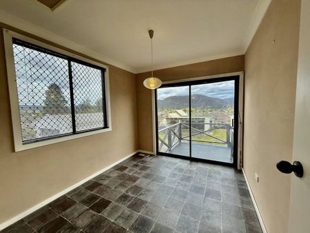 Ready to Enjoy – A Smart Move in Lithgow - Photo 3