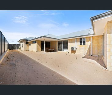 6/10 Clemente Road, Madora Bay, WA 6210 - Photo 3