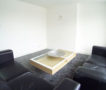 Ring Road West Park, Leeds - Photo 2