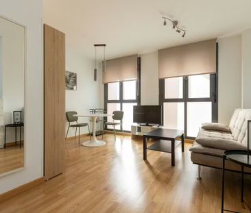 Calle Alférez Juan Usera, Madrid, Community of Madrid 28019 - Photo 6