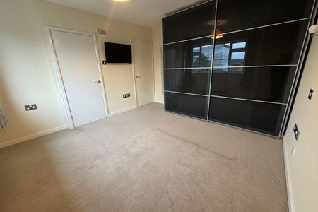 Somerleyton Avenue - Photo 5