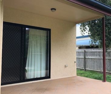 10 Honeyeater Circuit, Douglas QLD 4814 - House For Rent | Domain - Photo 5