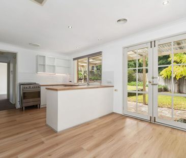 Spacious Family Living in Prime Langwarrin Location with Large Back... - Photo 4
