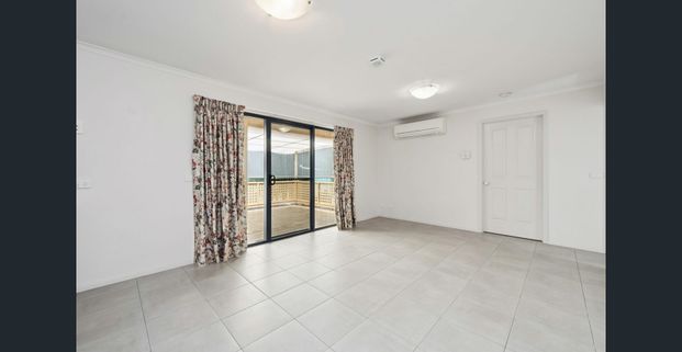 Spacious & Surprisingly Large 4-Bedroom Family Home - Photo 1