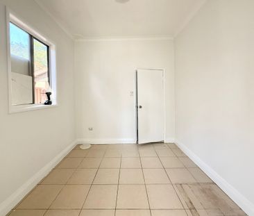 Neat 1 Bedroom Flat in Convenient Punchbowl Location - Photo 4