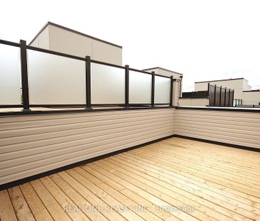 For Lease - 11 Gothenburg Lane, Markham, Ontario - Photo 2