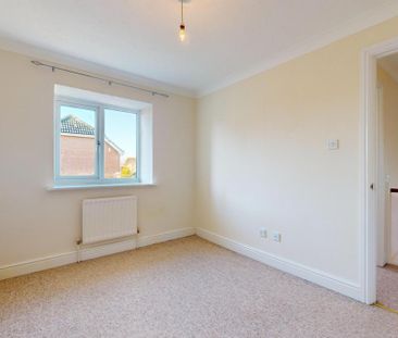 3 bedroom detached house to rent - Photo 4