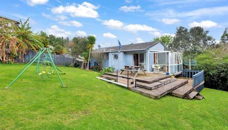 8 Arde Place , Massey, Auckland - Photo 4