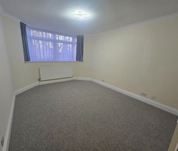 3 Bed Flat, Blissland Court, N12 - Photo 4