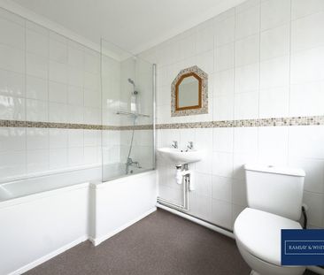 2 bedroom terraced house to rent - Photo 5