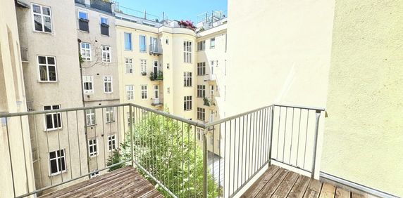 ERSTBEZUG NACH SANIERUNG | BALKONTRAUM | EXKLUSIVE ALTBAUWOHNUNG | HELLE 5 ZIMMER | TOPLAGE - Photo 2