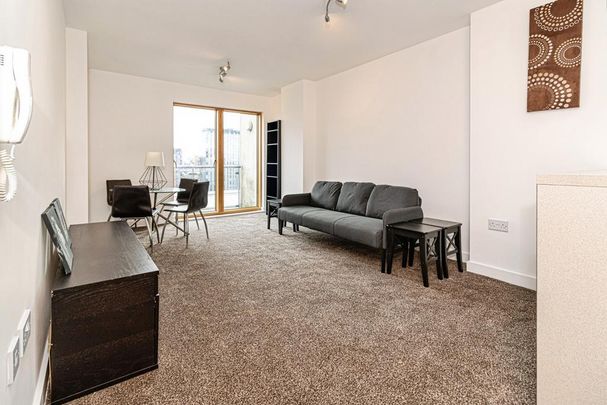 2 bedroom apartment to rent - Photo 1