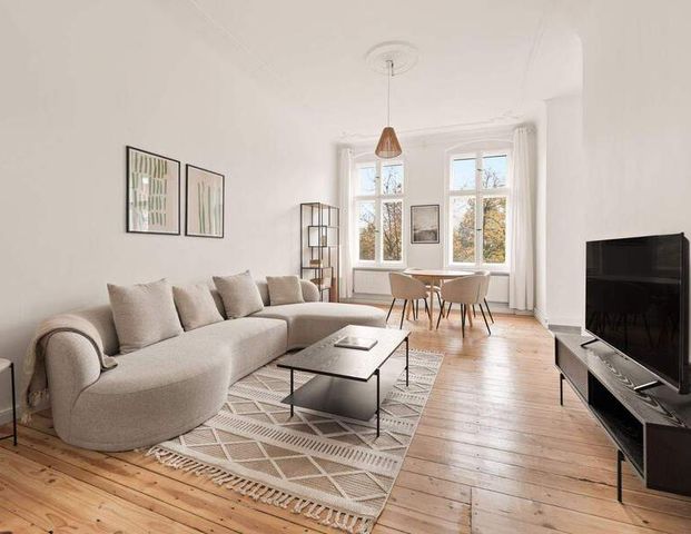 Stilvolles 2-Zimmer-Apartment im Herzen von Friedrichshain - voll möbliert - Photo 1