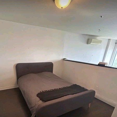 🏢 Grand 3½ moderne avec stationnement intérieur – Disponible 1er juillet – Saint-Hubert - Photo 3