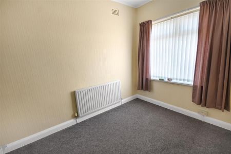 2 bedroom semi-detached house to rent - Photo 3