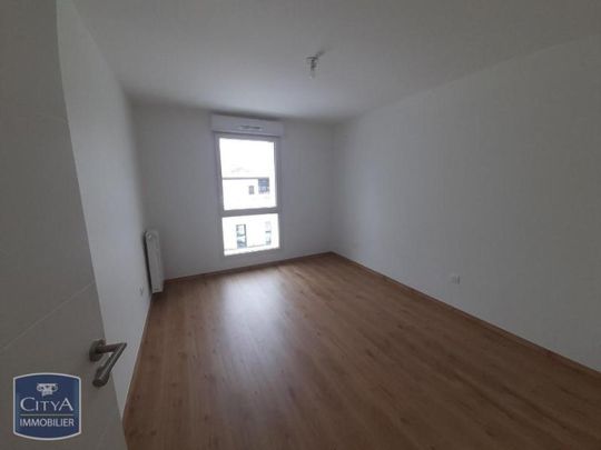 Location Appartement 3 pièces 54m² CHAMALIERES 63400 - Photo 1