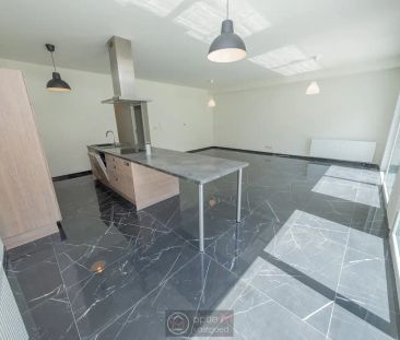 RUIM GELIJKVLOERS APPARTEMENT MET 2 SLPKS EN TUIN MET TERRAS. - Foto 6