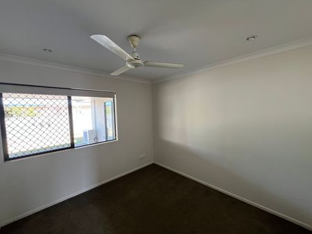 FULLY AIR CONDITIONED - Photo 5