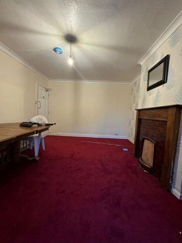 5 bedroom terraced house to rent - Photo 4