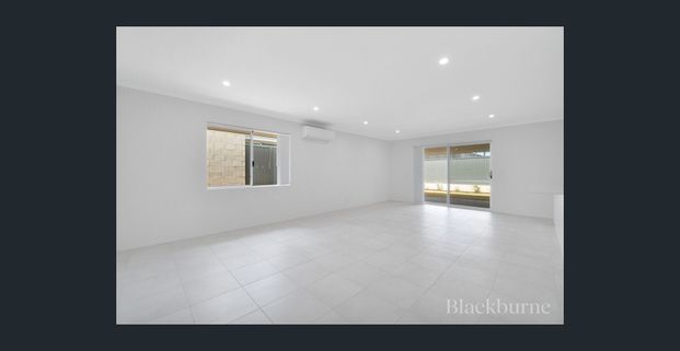 YOUR BEAUTIFUL FAMILY HOME AWAITS! - Photo 1