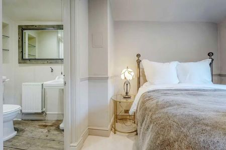 4 bedroom terraced house to rent - Photo 4