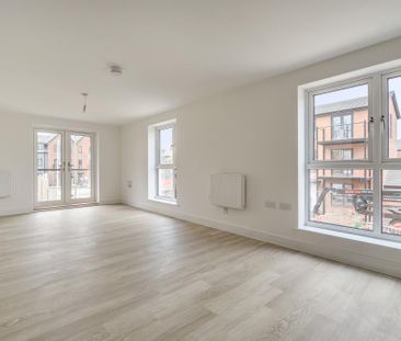 2 bedroom flat to rent - Photo 3