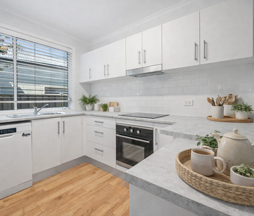 Picture Perfect - Photo 5