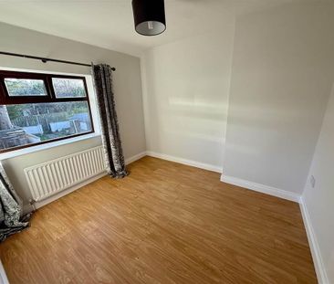 15 Hamel Drive, Cregagh, Belfast, BT6 9JG - Photo 2