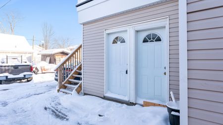 For Lease - 356 Wellington Street Unit# 1, Brantford, Ontario - Photo 5